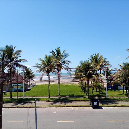 Apto Aluguel na Temporada Pé na Areia Peruíbe SP Esterno foto