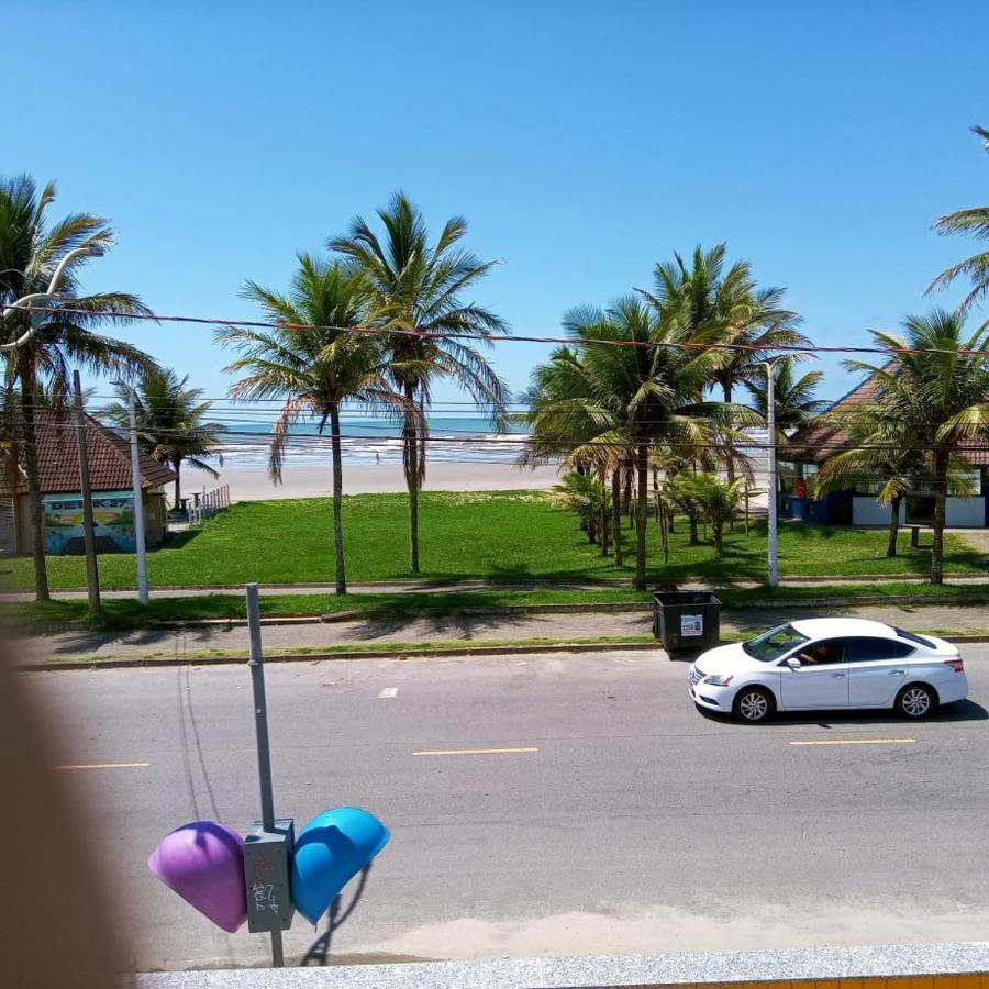 Apto Aluguel na Temporada Pé na Areia Peruíbe SP Esterno foto