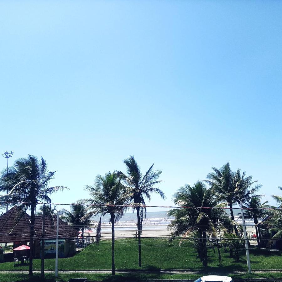 Apto Aluguel na Temporada Pé na Areia Peruíbe SP Esterno foto