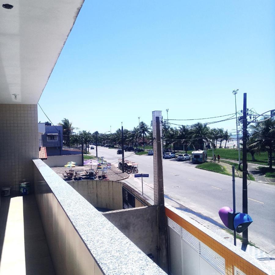 Apto Aluguel na Temporada Pé na Areia Peruíbe SP Esterno foto