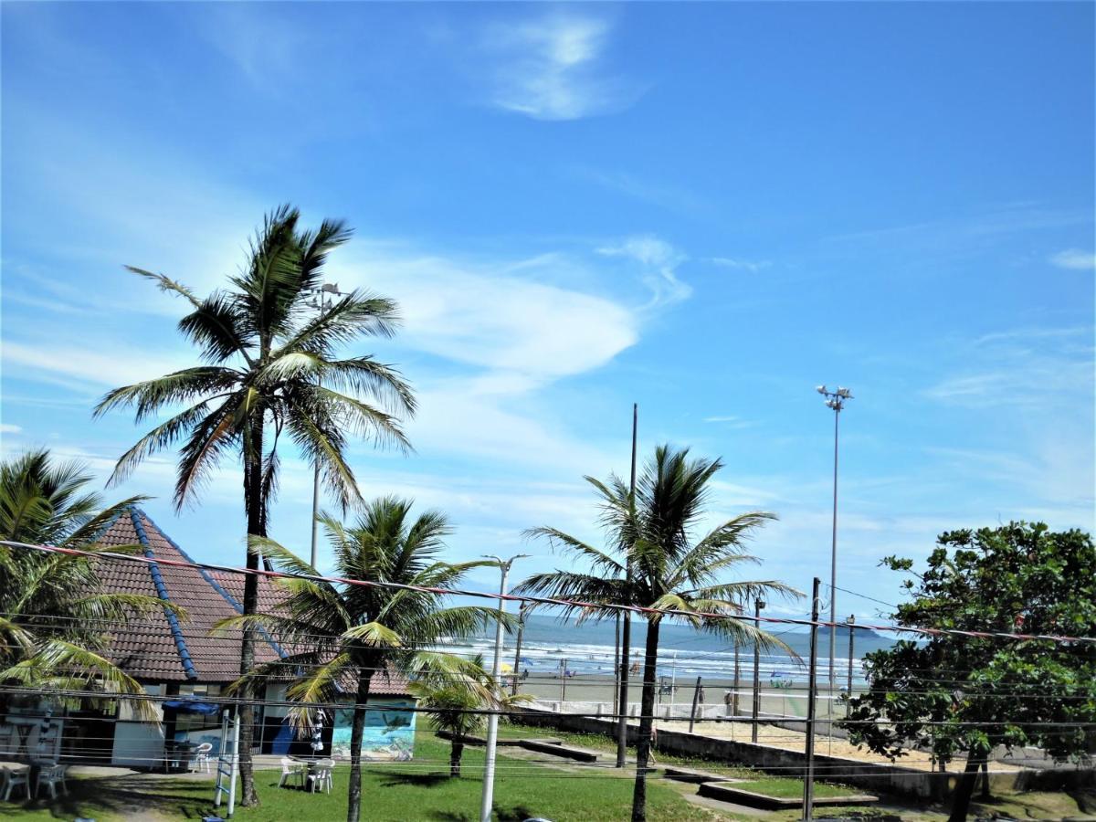 Apto Aluguel na Temporada Pé na Areia Peruíbe SP Esterno foto